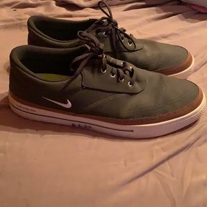 Men’s Nike Golf shoes